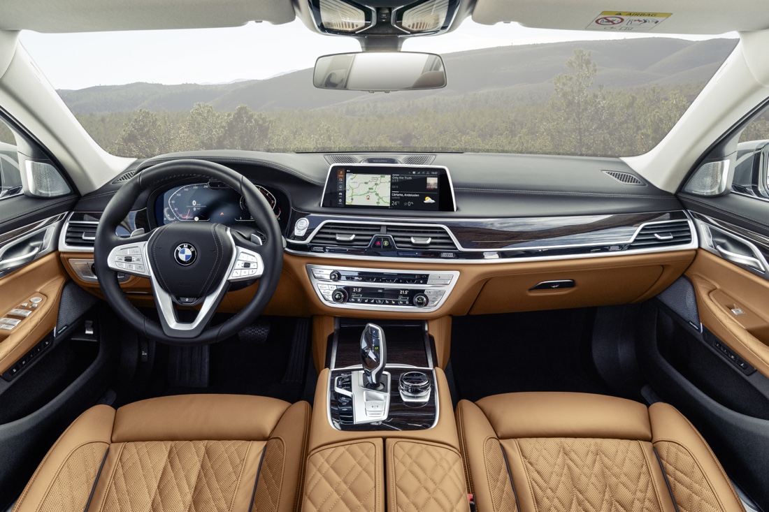BMW Serie 7 restyling, ibrida più efficiente i prezzi Fleet Magazine